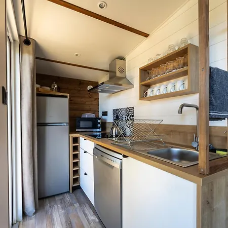 キャンプ場 Domaine Saane Et 4*